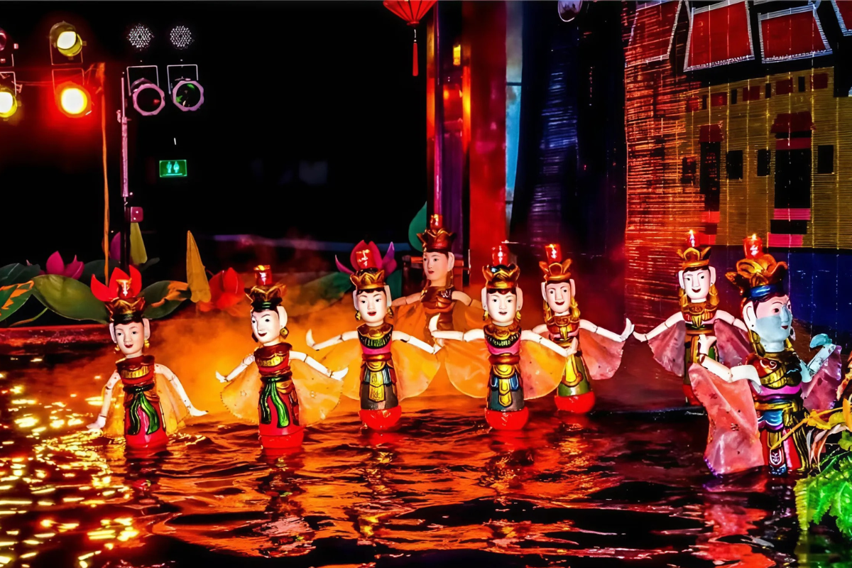Water Puppet Show in Thang Long Puppet Theatre